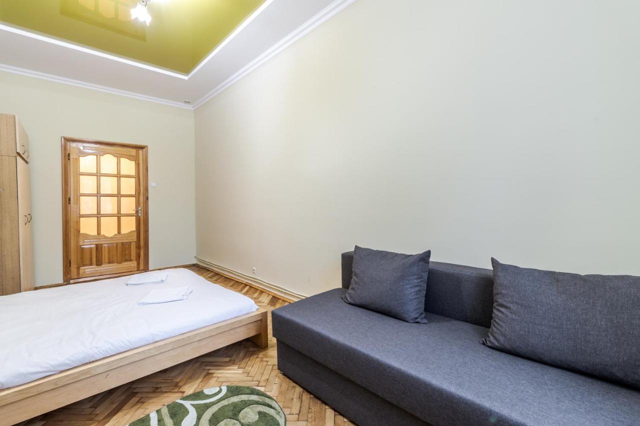 Akademika Hnatyuka Apartment Lemberg Exterior foto