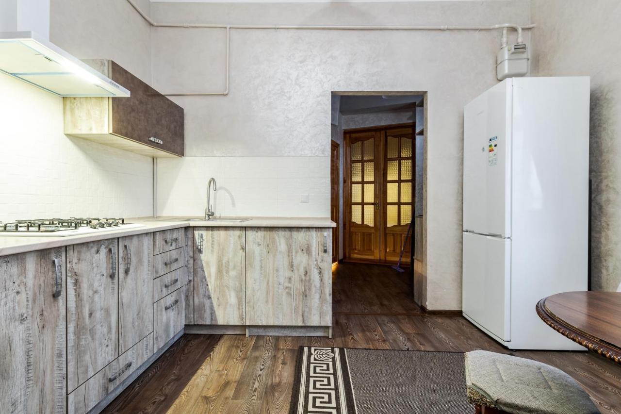 Akademika Hnatyuka Apartment Lemberg Exterior foto